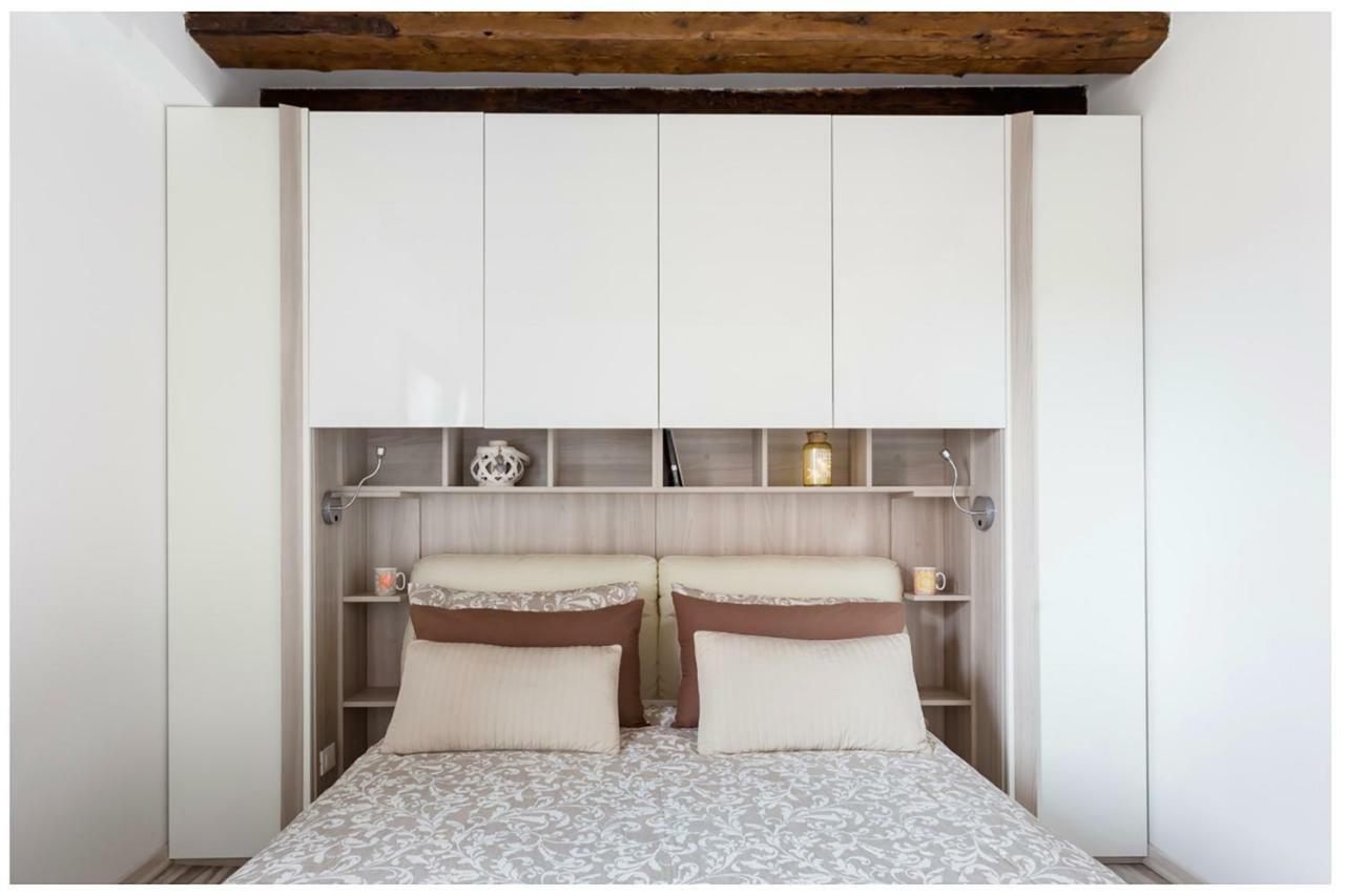 Biennale Family Apartment In Венеция Екстериор снимка